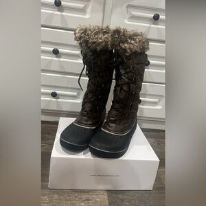 FINAL PRICE NIB Dream Paris Y2K Boots